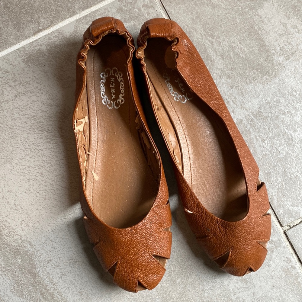 Leather flats